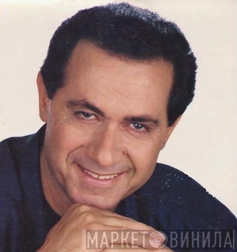 Κώστας Καρουσάκης