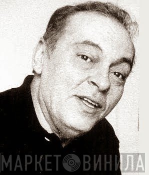 Νίκος Δημητράτος