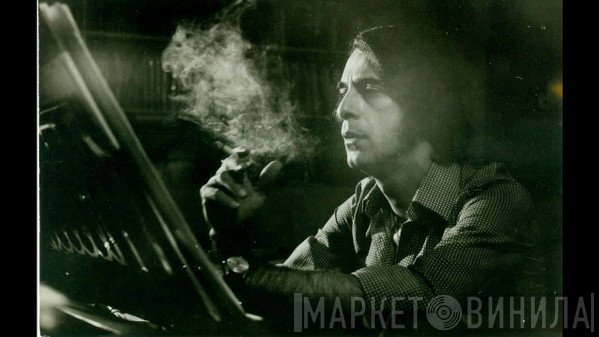 Νίκος Σκέμπρης