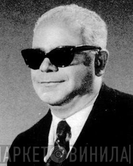 Στέλιος Χρυσίνης