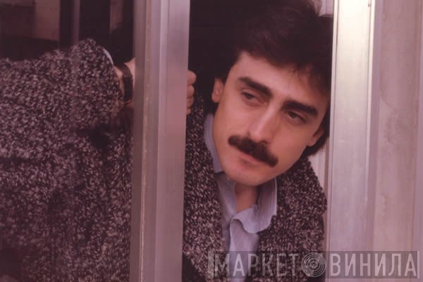 Διονύσης Θεοδόσης
