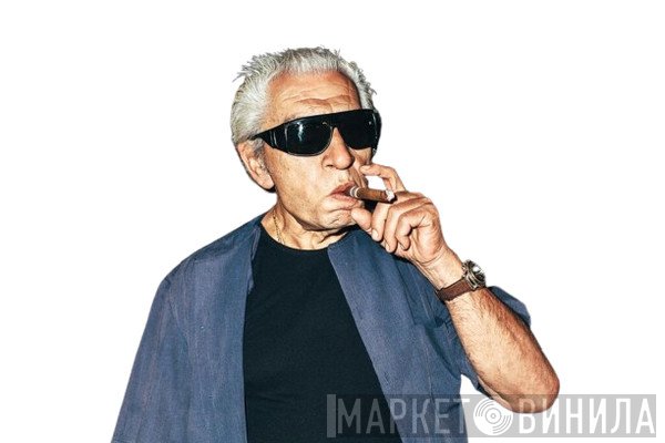 Τάσος Μπουγάς