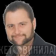 Λευτέρης Βαζαίος