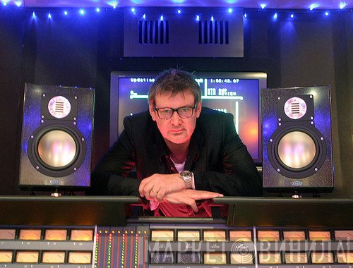 Alan Moulder