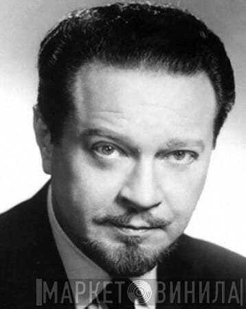 Alfred Drake
