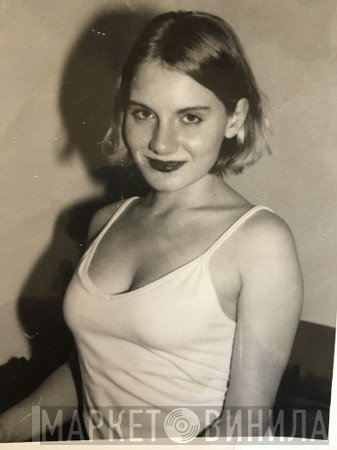 Amber Oldham