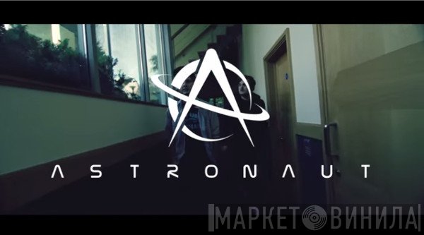 Astronaut 