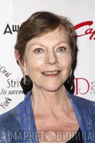 Ava Astaire