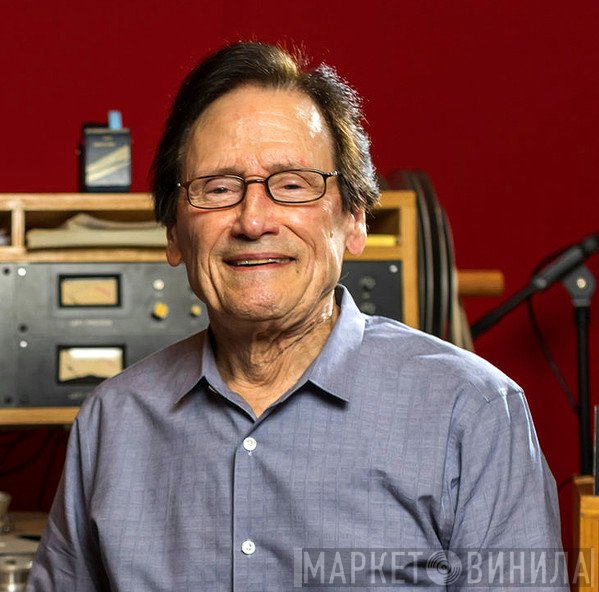 Bernie Grundman