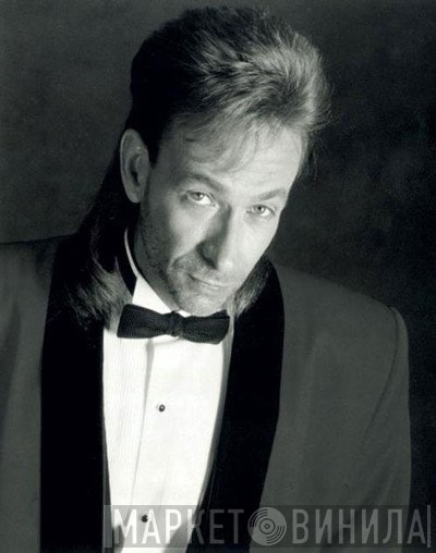 Bobby Caldwell
