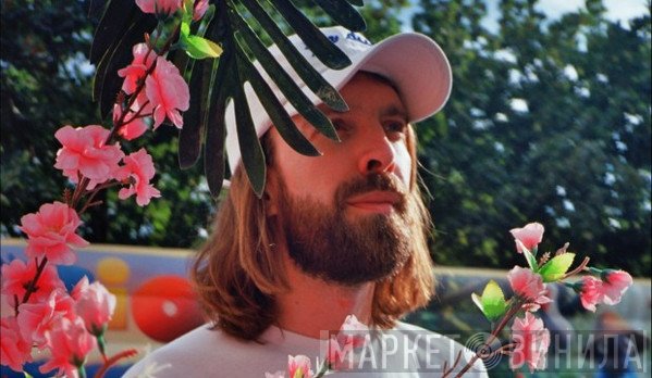 Breakbot