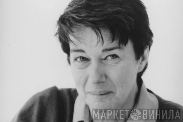 Bridget Riley