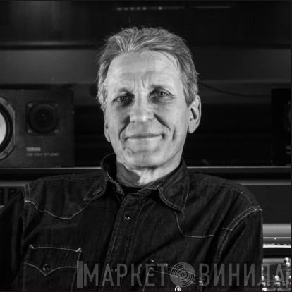 Bruce Breckenfeld