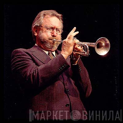 Carl Saunders