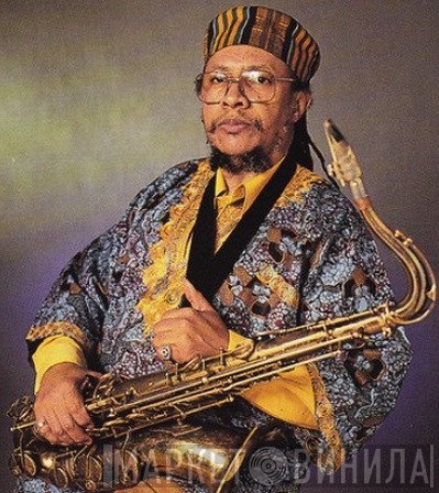 Carlos Garnett