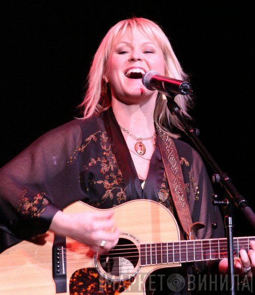 Carolyn Dawn Johnson