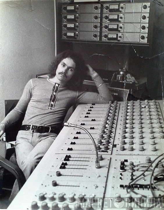 Chaz Burke-Kennedy
