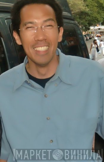 Chris Chin