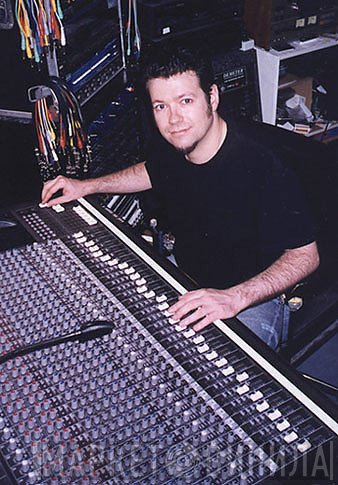 Chris Gibson 