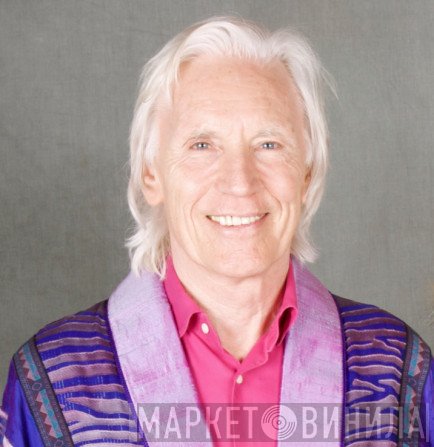 Chris Stamp