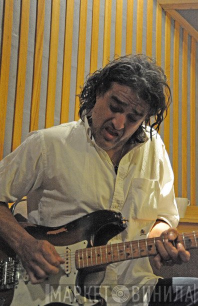 Claude Carranza