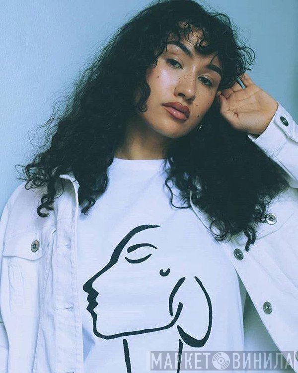 Cleo Sol