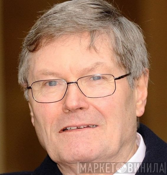 Clive Collins 