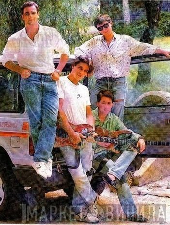 Cuatro Bajo Cero