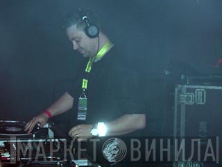 DJ Yves