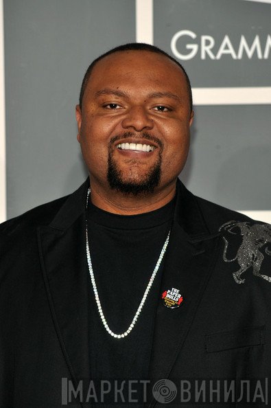 Damon Elliott