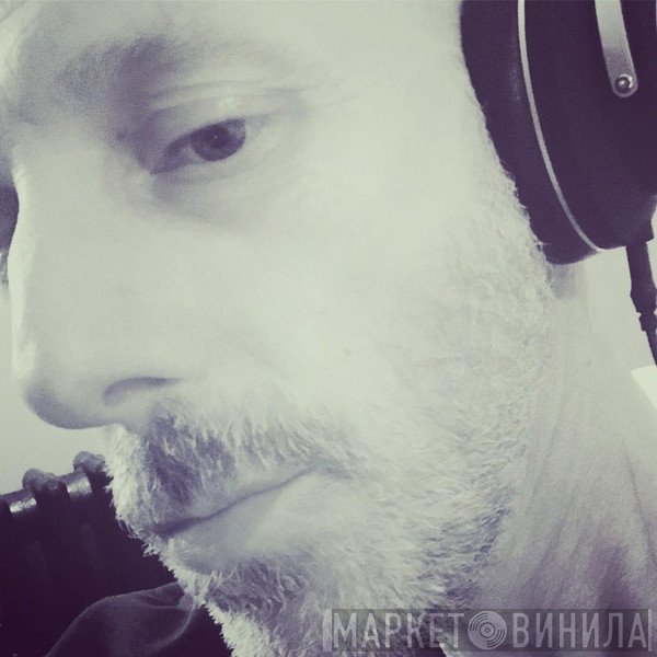 Darren J. Holloway