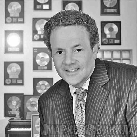 Dennis Lambert