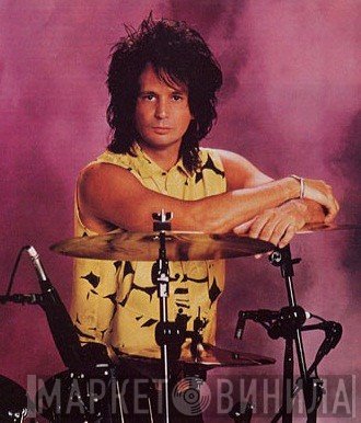 Denny Carmassi