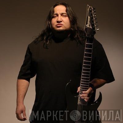 Dino Cazares