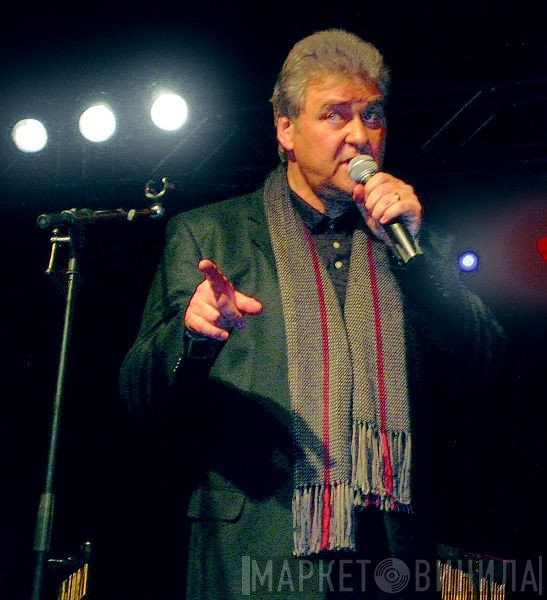 Dirk Busch