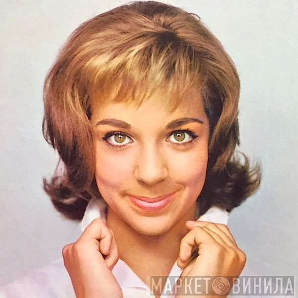 Dodie Stevens