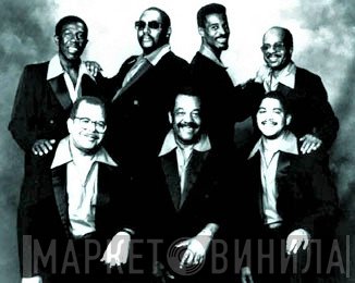 Doug Clark & The Hot Nuts