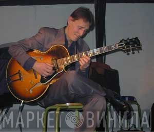 Doug Raney