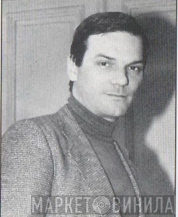 Dušan Velkaverh