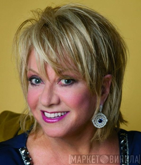Elaine Paige