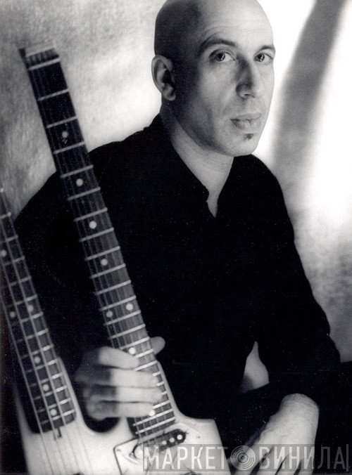 Elliott Sharp