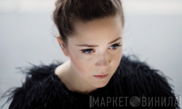 Emilie Nicolas