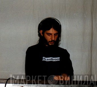 Erdem Tunakan