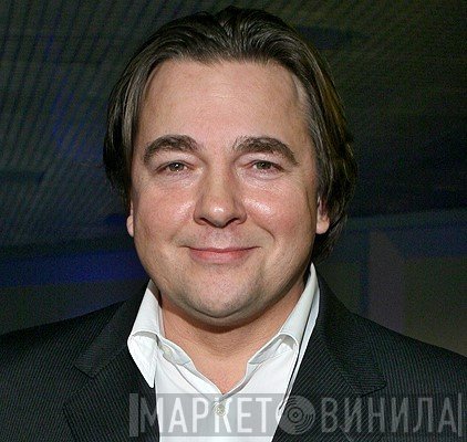 Константин Эрнст