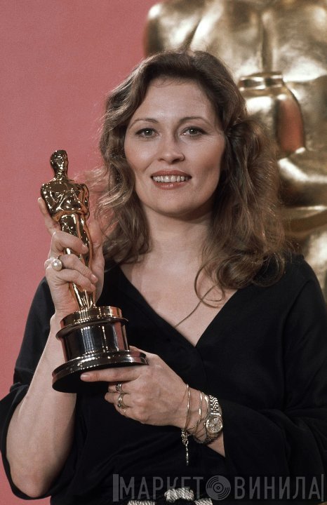 Faye Dunaway