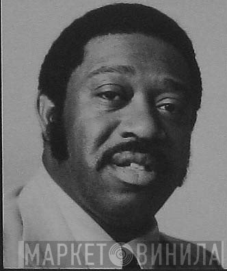 Fred Cash 