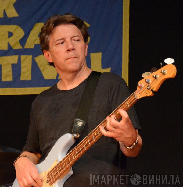 Garry West