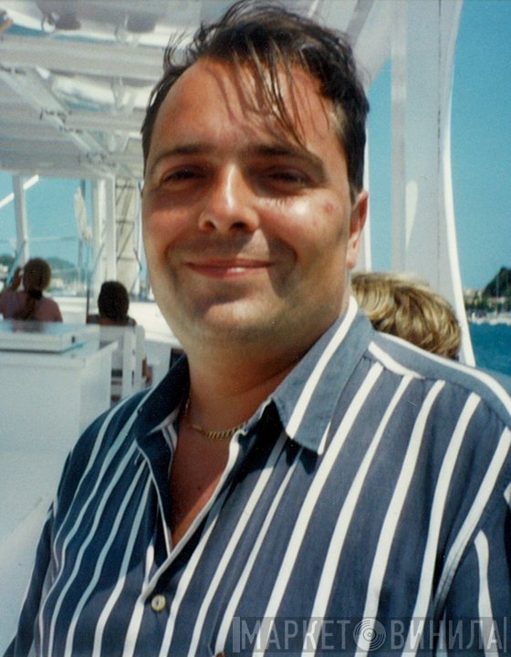 Gary Van Den Bussche