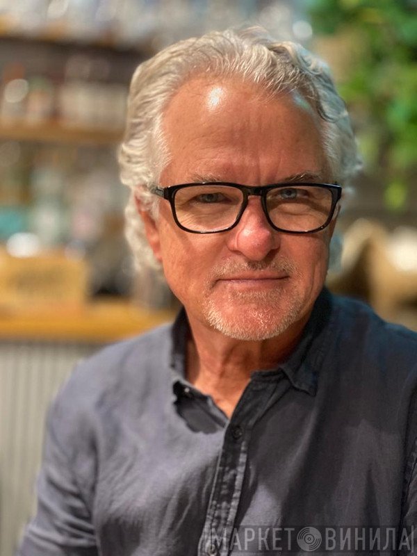 Geoff Bullock