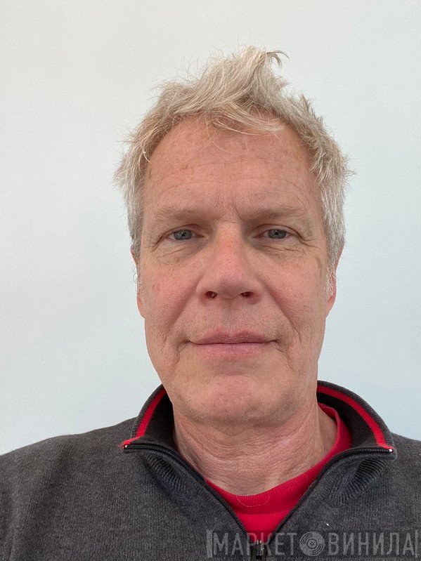 Gordon Anderson 